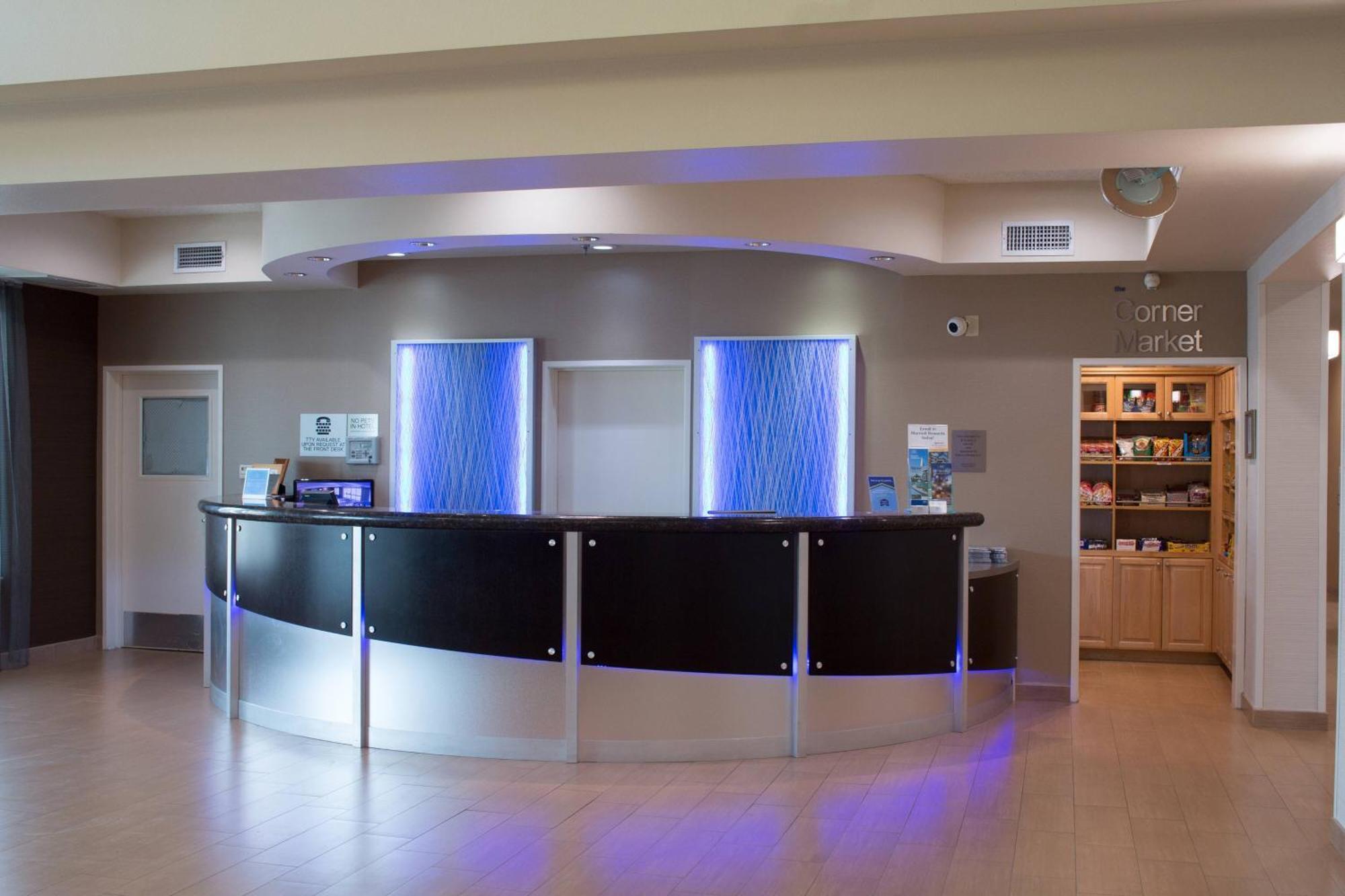 Fairfield Inn & Suites Oakland Hayward Zewnętrze zdjęcie