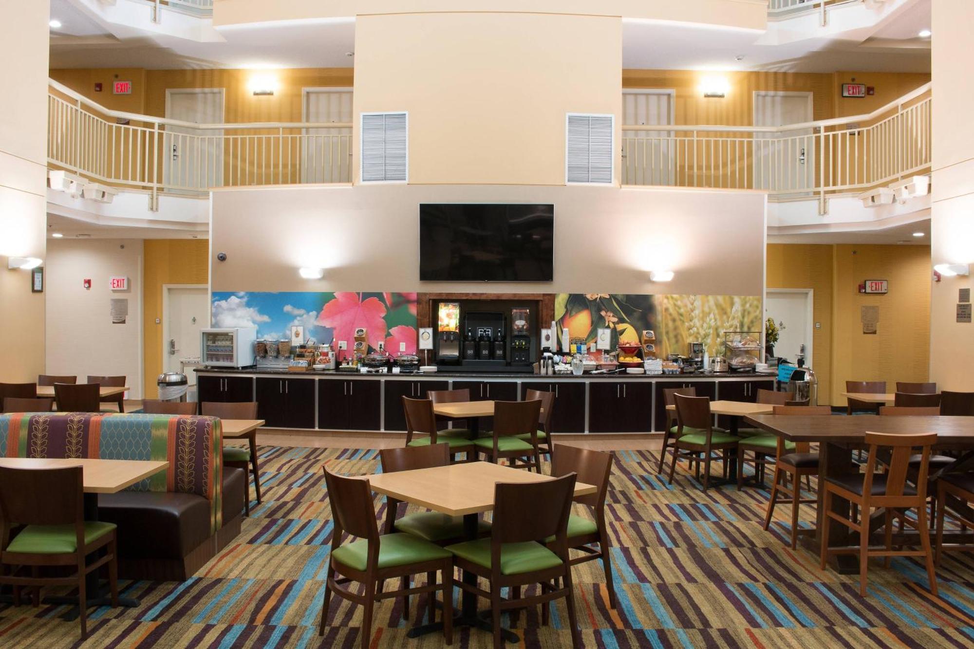 Fairfield Inn & Suites Oakland Hayward Zewnętrze zdjęcie