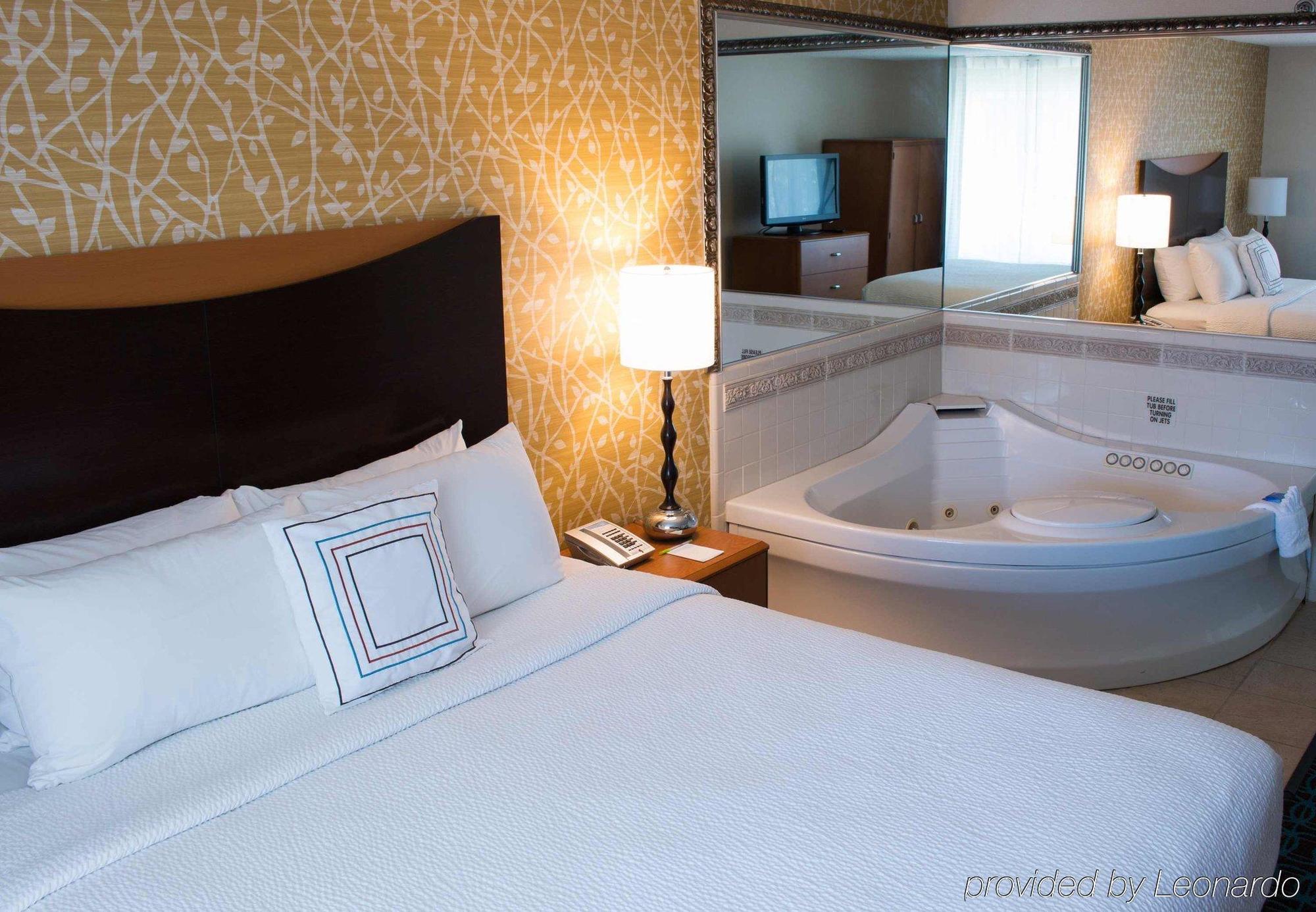 Fairfield Inn & Suites Oakland Hayward Zewnętrze zdjęcie